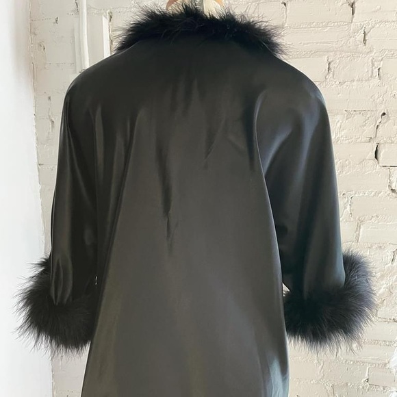 1970s Claire Haddad black short jacket with maribou trim. - Picture 3 of 3